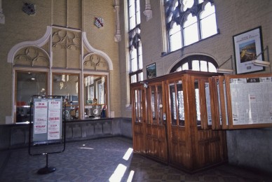 Veurne - SNCB K04354-016 (37).jpg